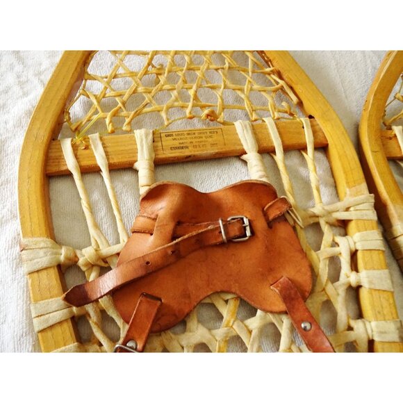 Vintage Traditional Snowshoes Quebec Canada Wood and Rawhide 12 x 42 Gros Louis - Picture 2 of 5